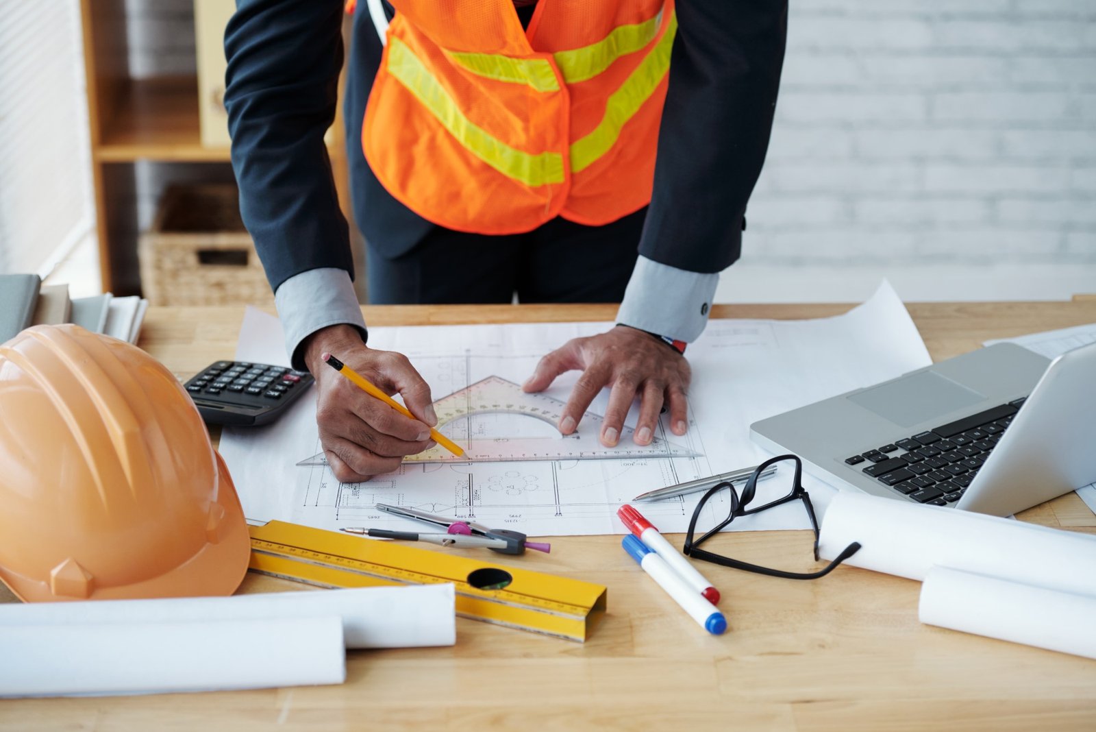 למה חשוב להיעזר בחברות של בדק בית?